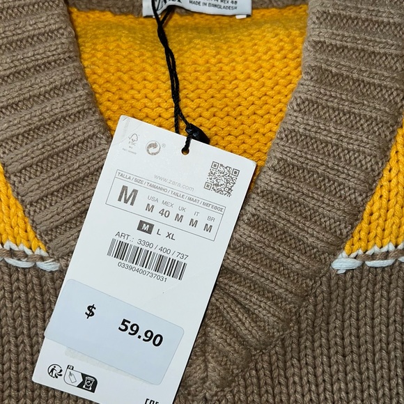 Zara Sweatshirt - Picture 2 of 2